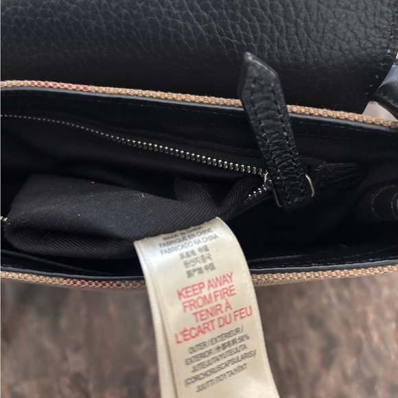 Burberry - Picture 5 of 6